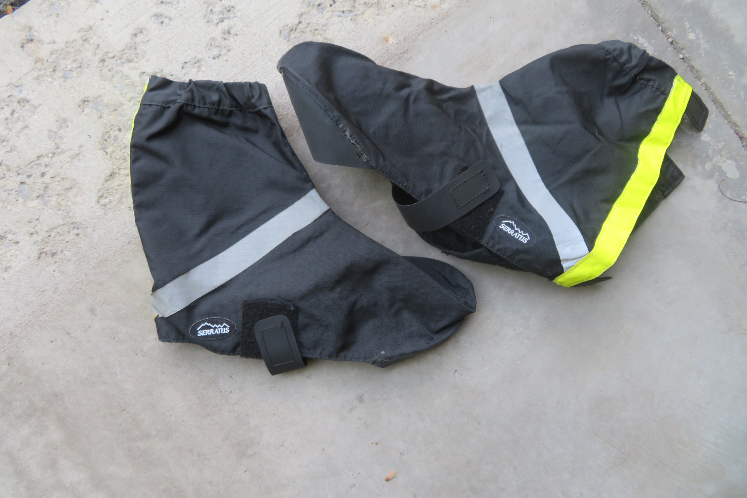 Serratus shoe covers